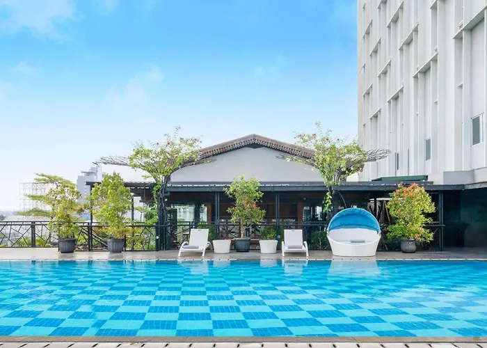 Mercure Solo